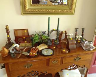 bAKER FURNITURE CRENDZA