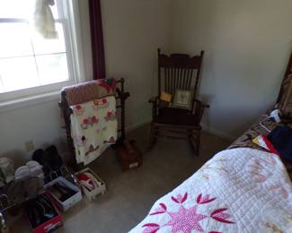 OAK ROCKER QUILTS, QUILT RACK, SHOES