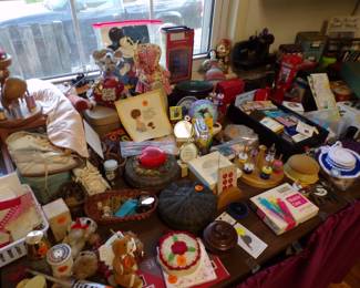 MORE VINTAGE SEWING ITEMS