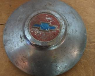  02 1950s Vintage Original Paint Chevy Dog Dish Hubcap