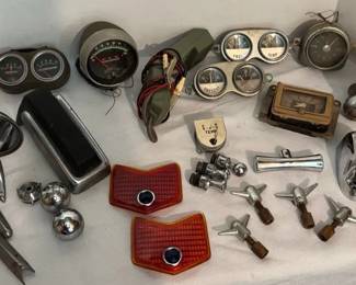 Assorted Vintage Car Accessories