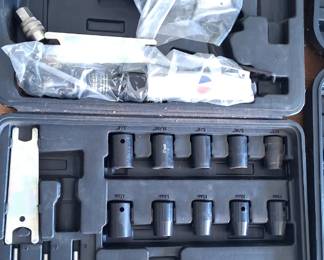 26-piece Diesel Injector Extractor Puller Tool Set designed for removing stuck common-rail injectors.