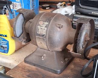 Bench grinder