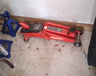 Floor jack