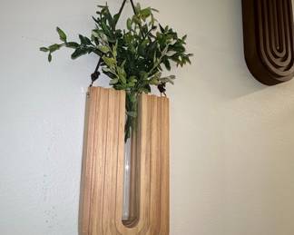 Rainbow Arch Wall Propagation Vase