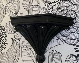 Black Acanthus Leaf Style Shelf Bracket