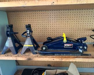 Torin BIG RED 2 Ton Floor Jack and Jack Stands Set
