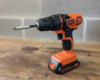 Black & Decker 20V MAX Lithium Drill/Driver