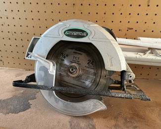 Genesis 7-1/4" Cordless Circular Saw
