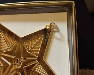 2000 Gold Star Ornament