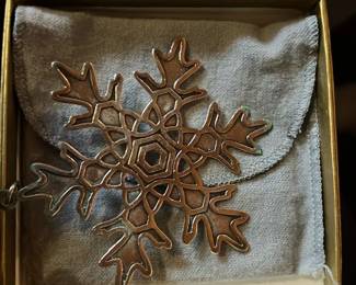 Metropolitan Museum Silver Snowflake Orn