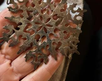 1978 MMA Snowflake Ornament