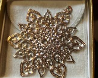 Metropolitan Museum Art Snowflake