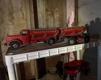 . . . vintage Mobil Oil double tanker