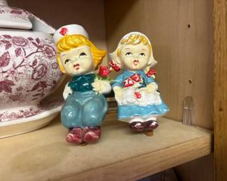 . . . Dutch boy and girl