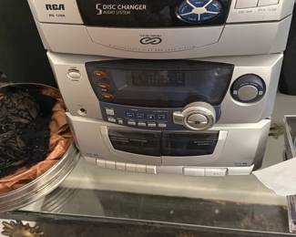 RCA RS-1286 5 Disc Changer Stereo