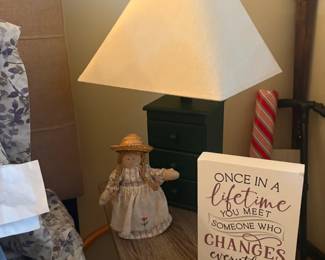 . . . accent lamp and table