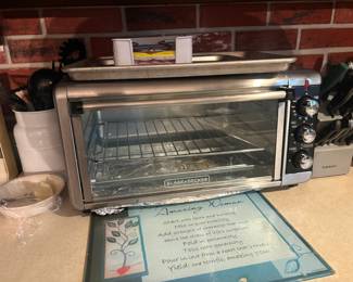 . . . Black and Decker toaster oven