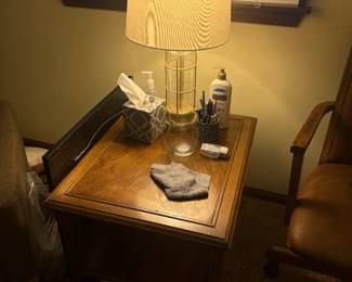 . . . accent lamp on lamp table