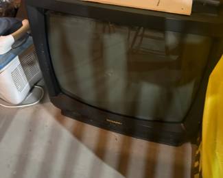 . . . vintage box TV