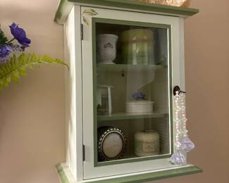 . . . cute wall box