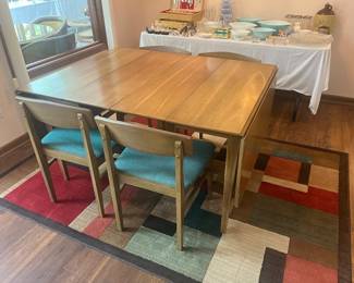 Drop Leaf Dining Room Table Set