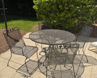 Outdoor table and chairs