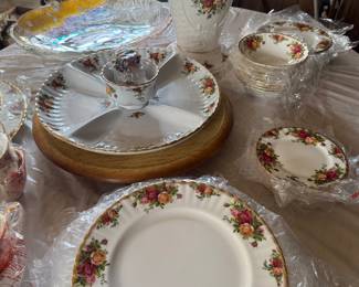 Royal Albert Old Country Roses China
