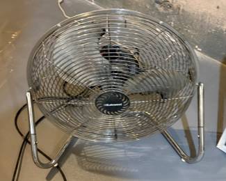 Lakewood Floor Fan