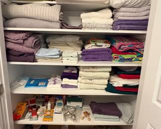 Bed, Bath & Table Linens 