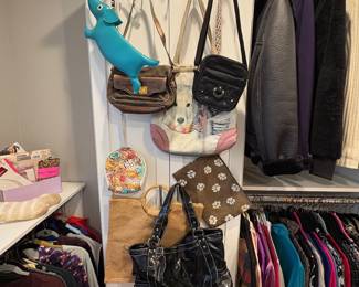 Handbags 