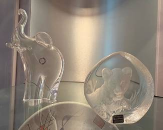 Murano Elephant & Mats Jonasson Lion