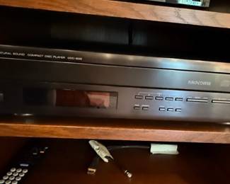 Yamaha CDC-635 Natural Sound Compact Disc Player