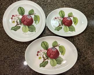 Portmeirion Pomona "The Hoary Morning Apple" Plates