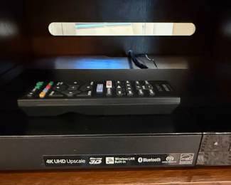 Sony BDP-S6700 Blu-ray Disc Player with 4K UHD Upscale