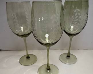 Set of 3 Green Etched Leaf Pattern Wine Glasses