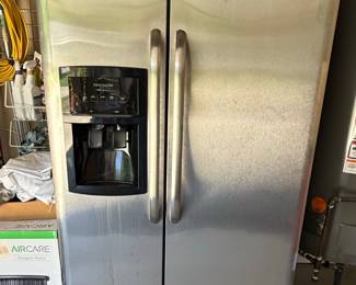 Frigidaire Side-by-Side Refrigerator