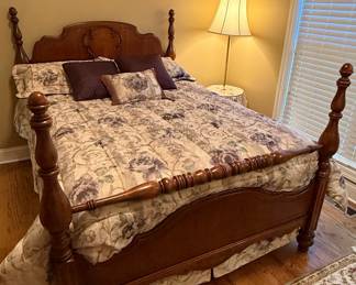 Traditional Cherry Wood Four-Poster Bed Frame Style