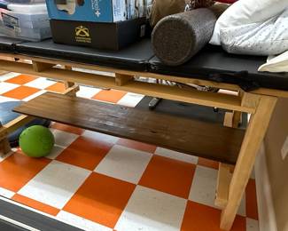 Wooden Frame Massage Table Style