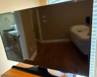 Samsung UN40JU6500F 40-Inch 4K UHD Smart LED TV