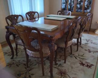 Dining room set, 6 chairs, table, China Cabinet and buffet