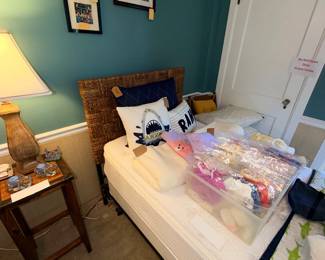 Items Located In The 4th Bedroom