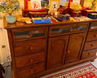 Items Located In The 2nd Bedroom