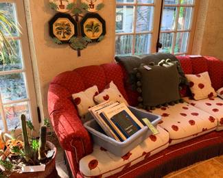 Items Located In The Sun Room