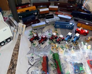 Items Located In The Sun Room / Office