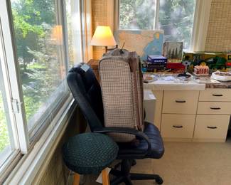 Items Located In The Sun Room / Office
