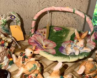 Items Located In The Sun Room