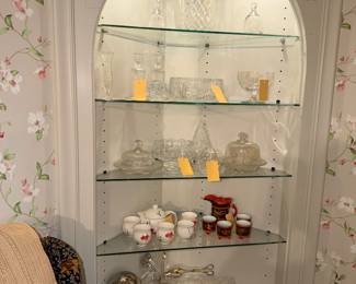 Items Located In The Dining Room