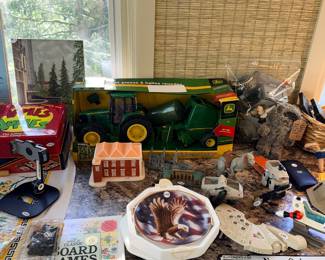 Items Located In The Sun Room / Office