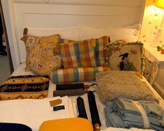 Items Located In The 1st Bedroom